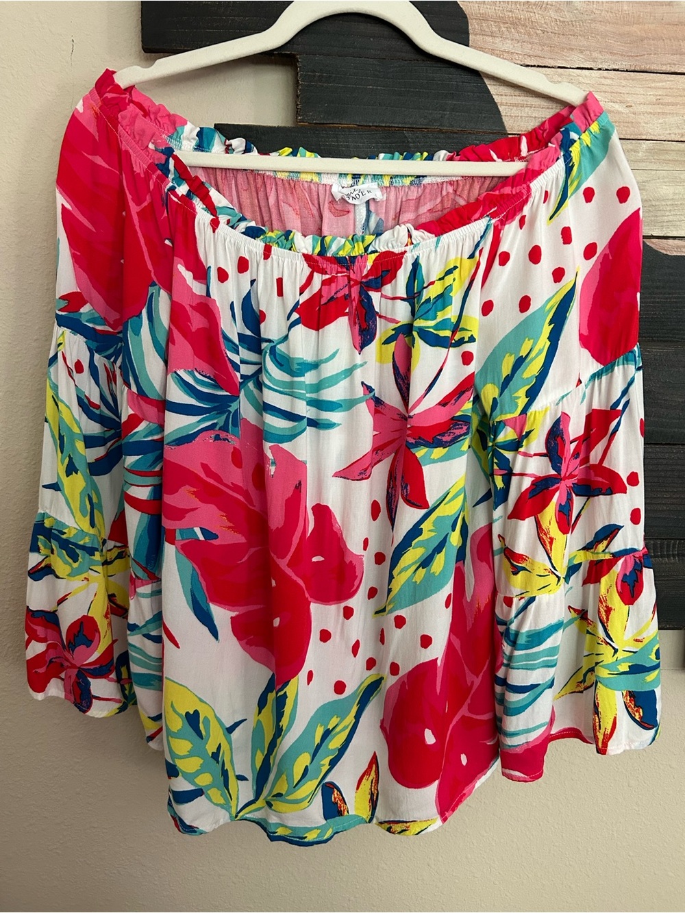 Emily Wonder Off-Shoulder Tropical Floral Peasant Top Ruffle Neckline